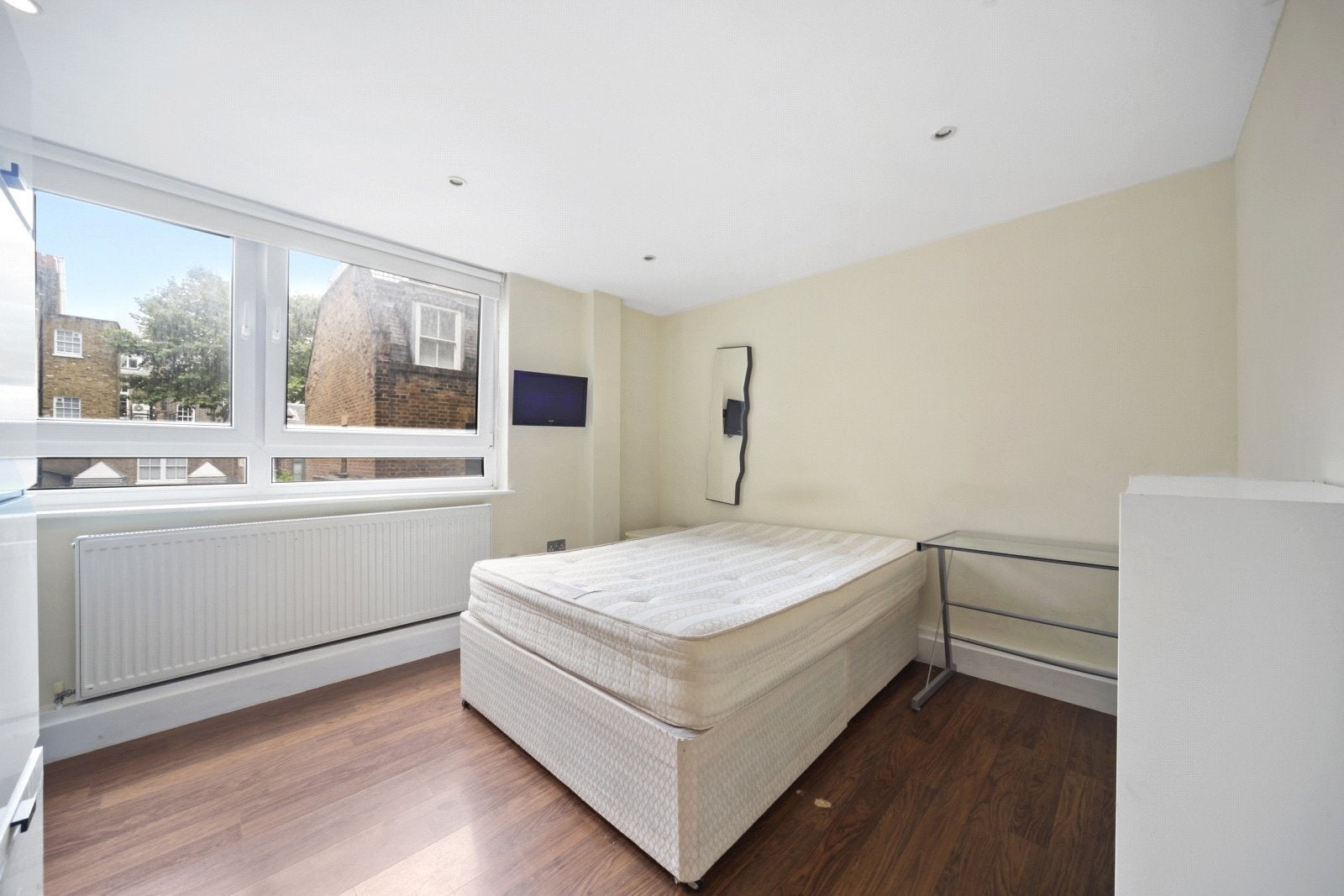 Flat Guilford Street in Greater London