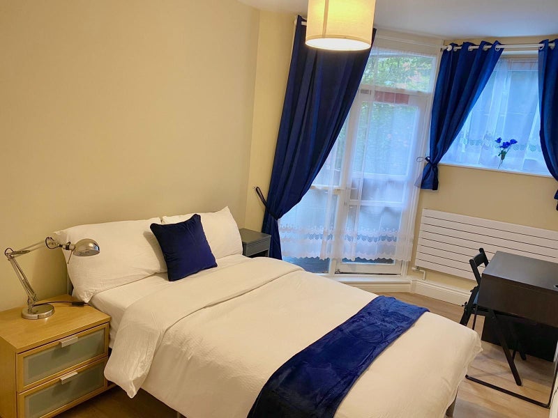 Room Morley Street in Greater London