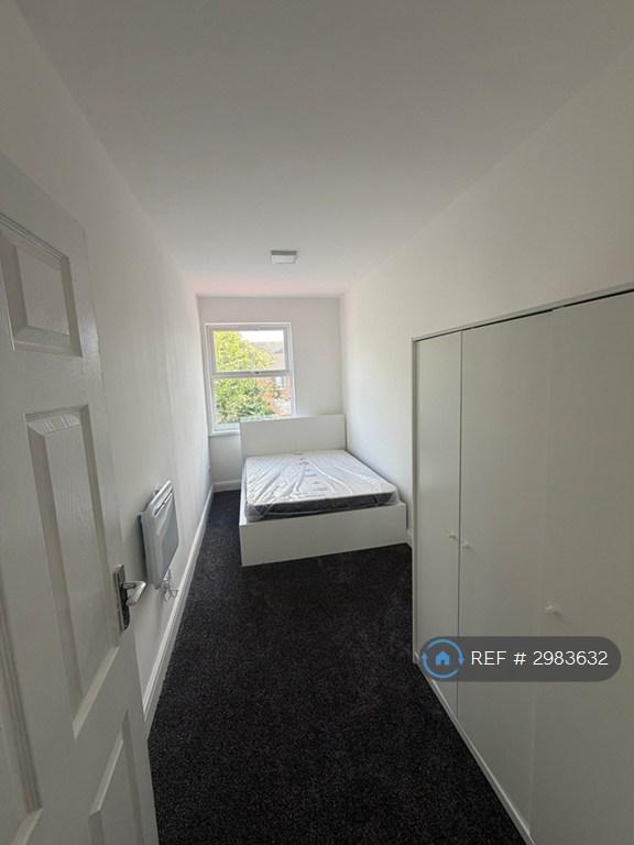 Flat Wood Lane in Greater London