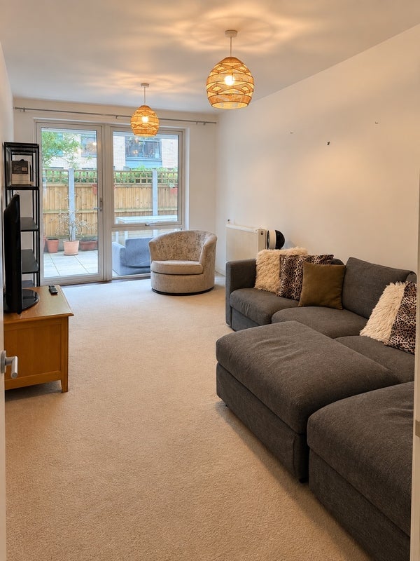 Room Loughborough Park in Greater London