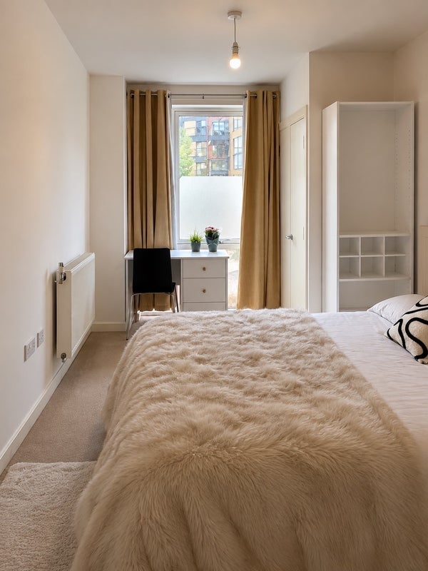 Room Loughborough Park in Greater London
