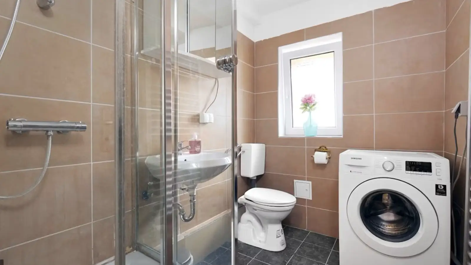 Wohnung Jonasstraße in Berlin