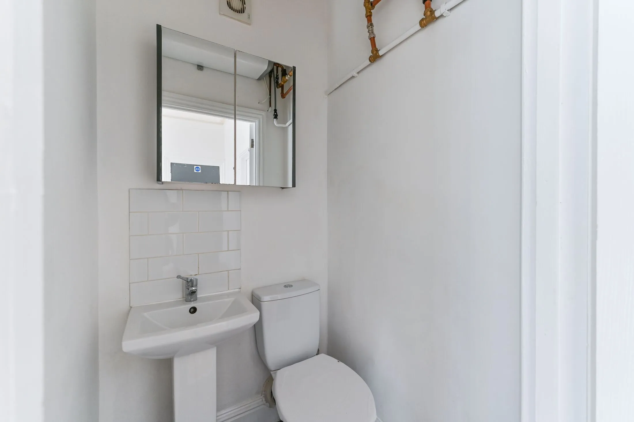 Flat Greenacre Place in Greater London
