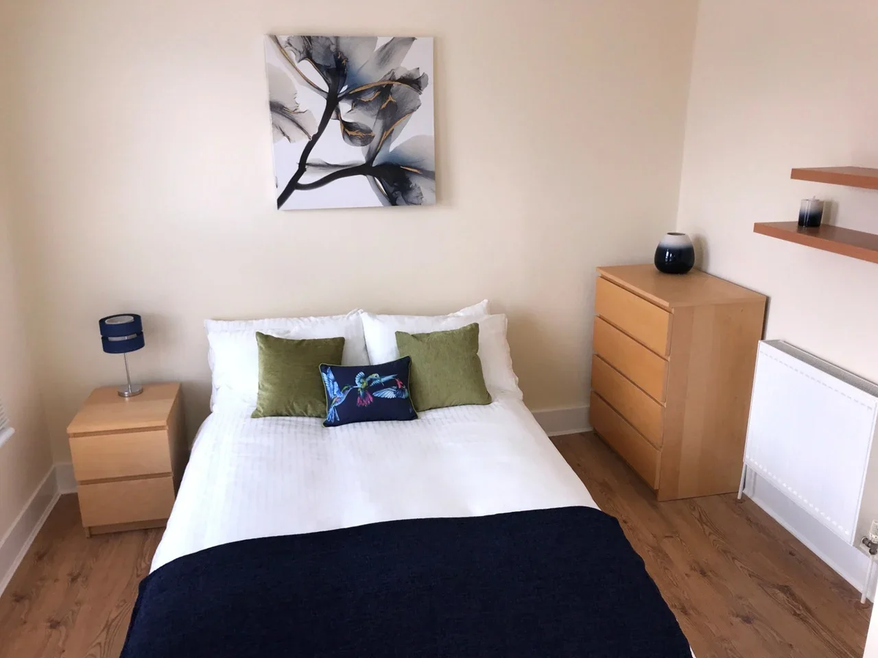 Room Windmill Road in Gillingham