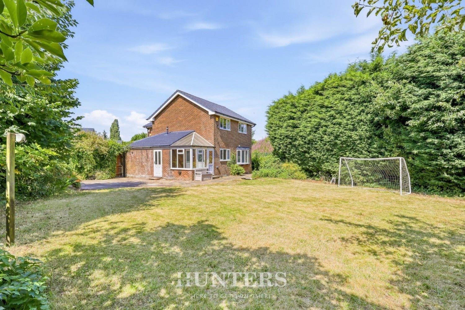 House Muirfield Close in Heywood