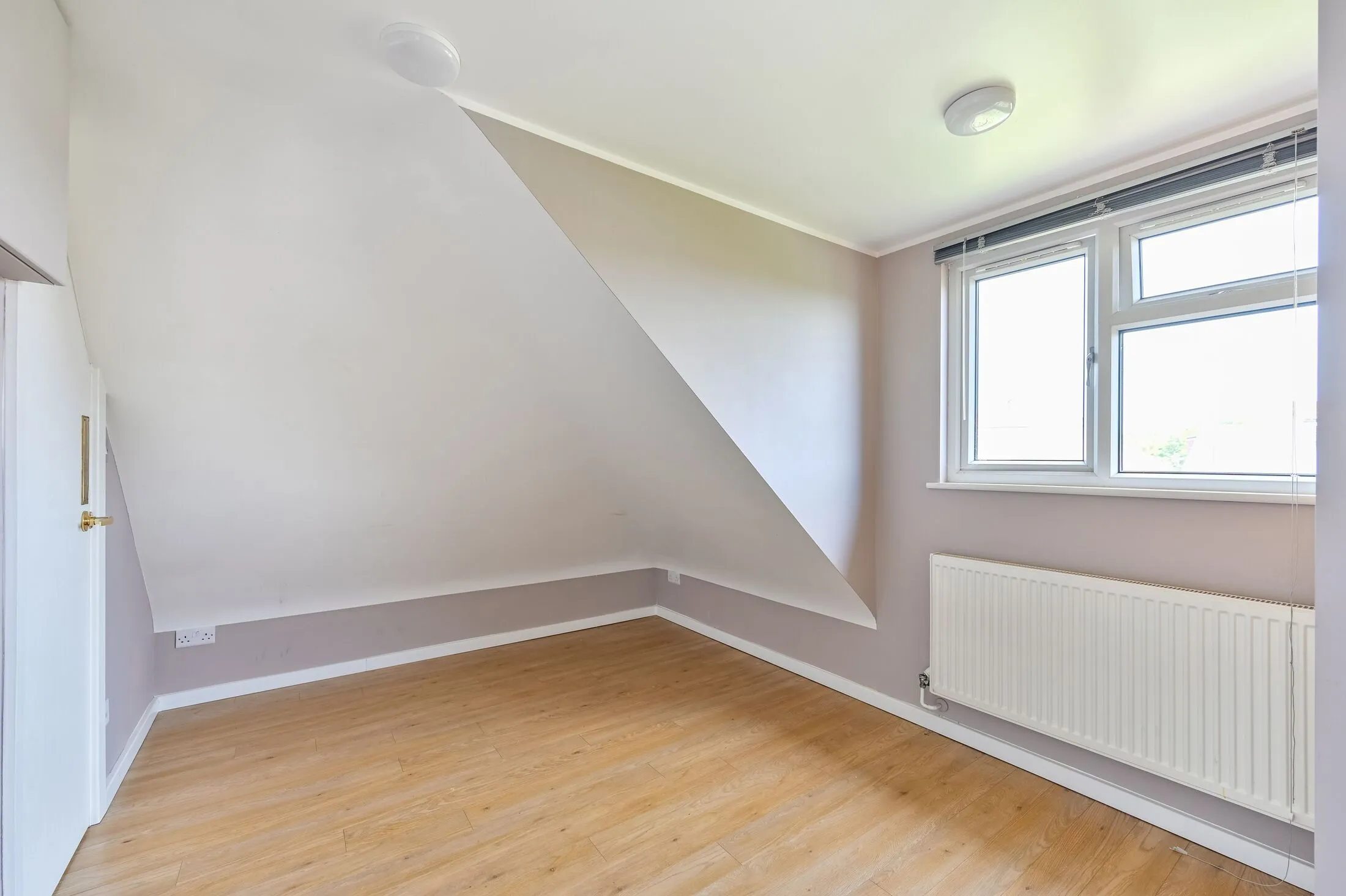 Flat Noel Road in Greater London