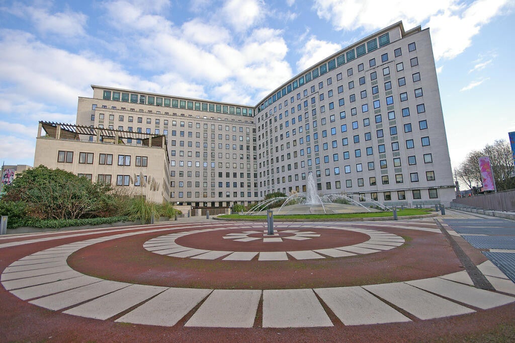 Flat Hatfields in Greater London