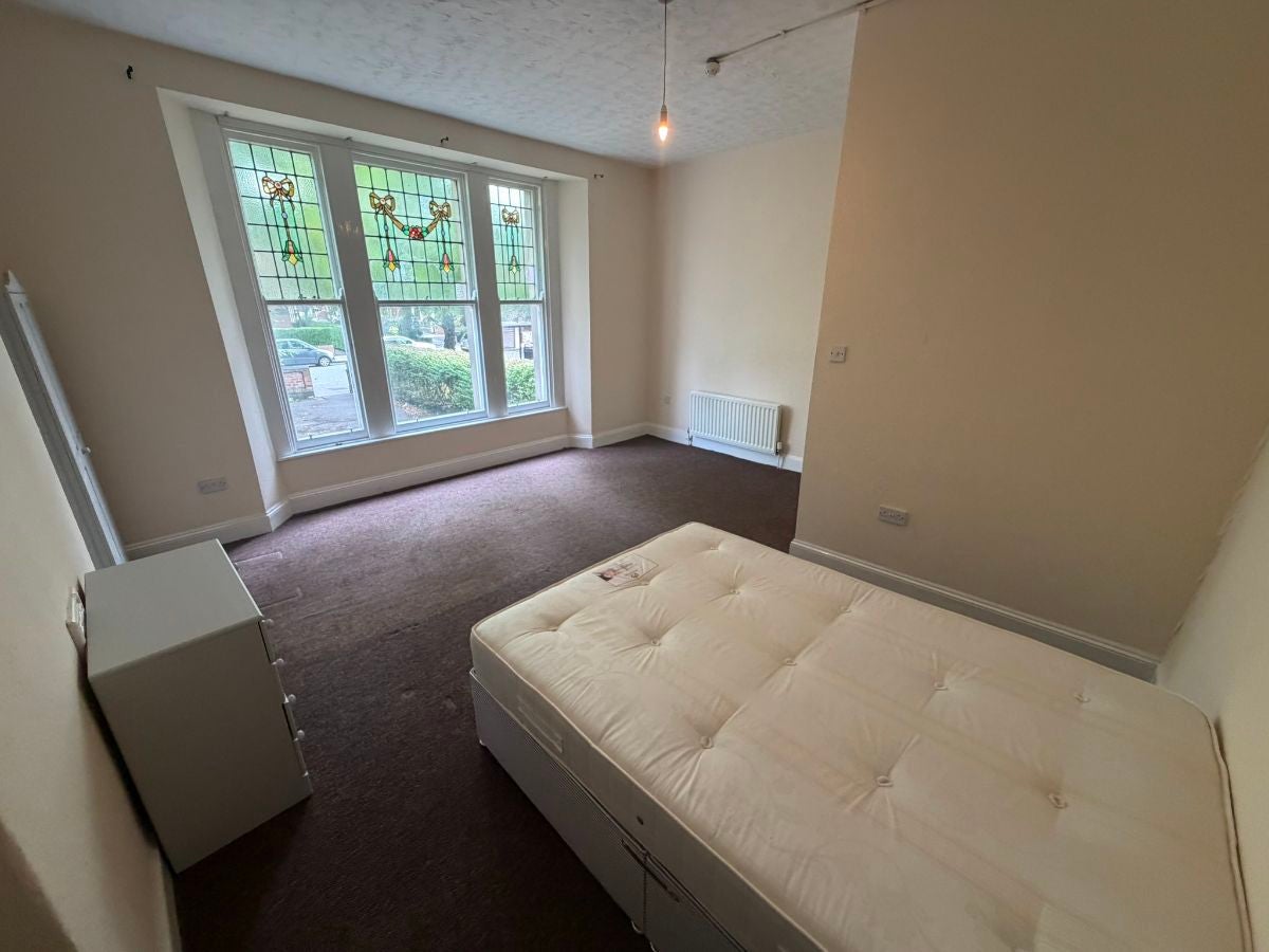 Flat Westgate Road in Newcastle upon Tyne