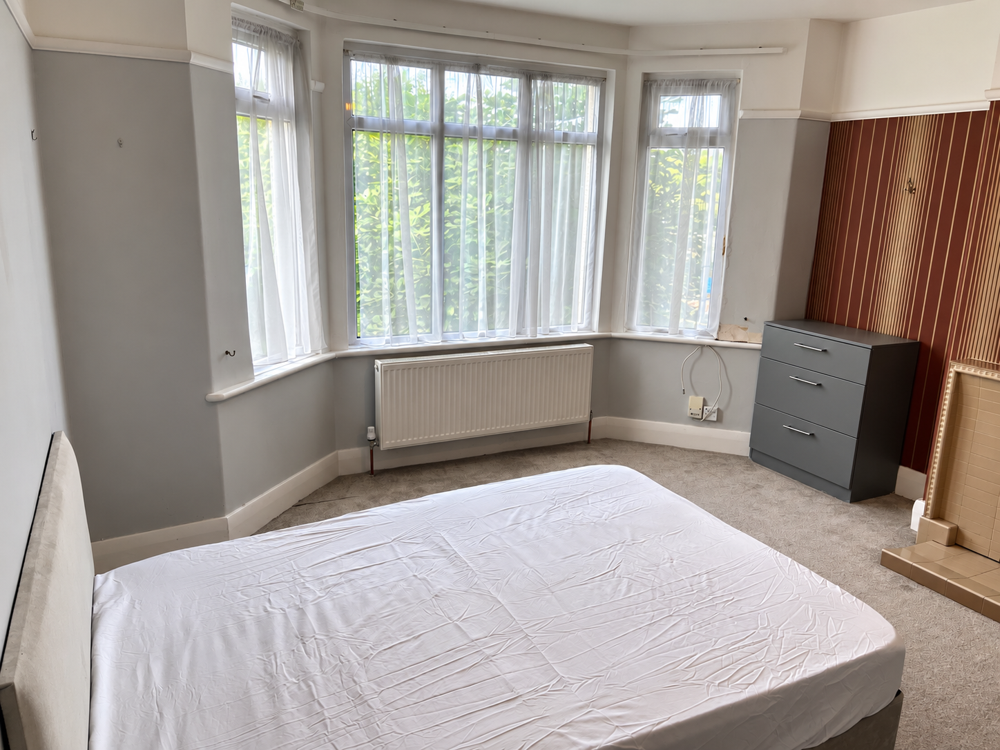 Room Southmead Road in Bristol