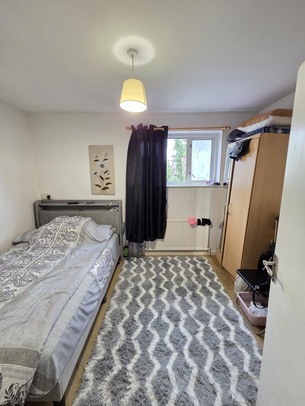 Room Rokeby Street in Greater London
