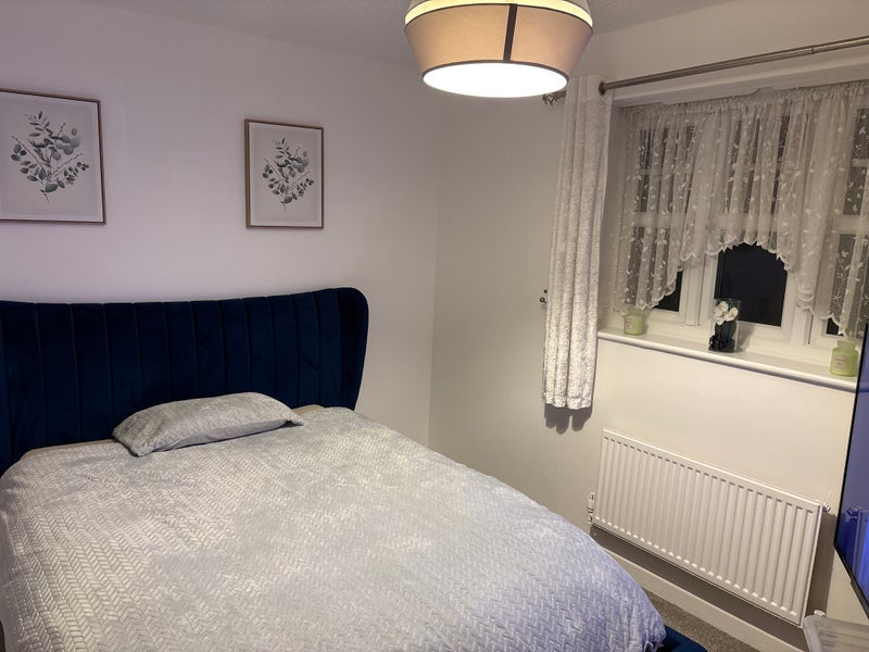Room All Hallows Drive in Liverpool