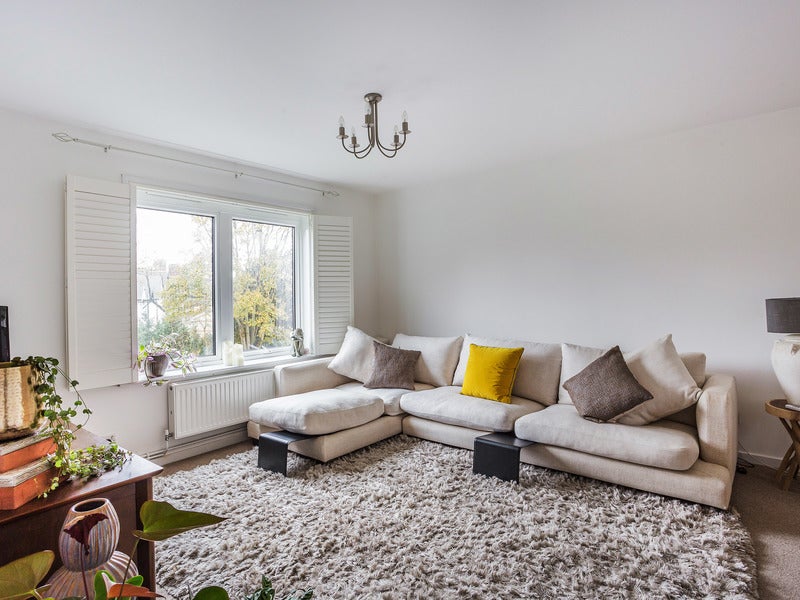 Flat Somers Close in Reigate and Banstead