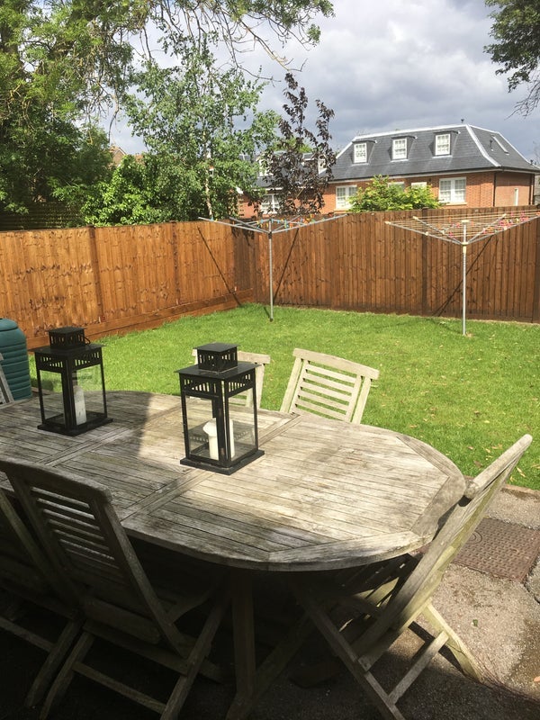 Room Westleigh Avenue in Greater London