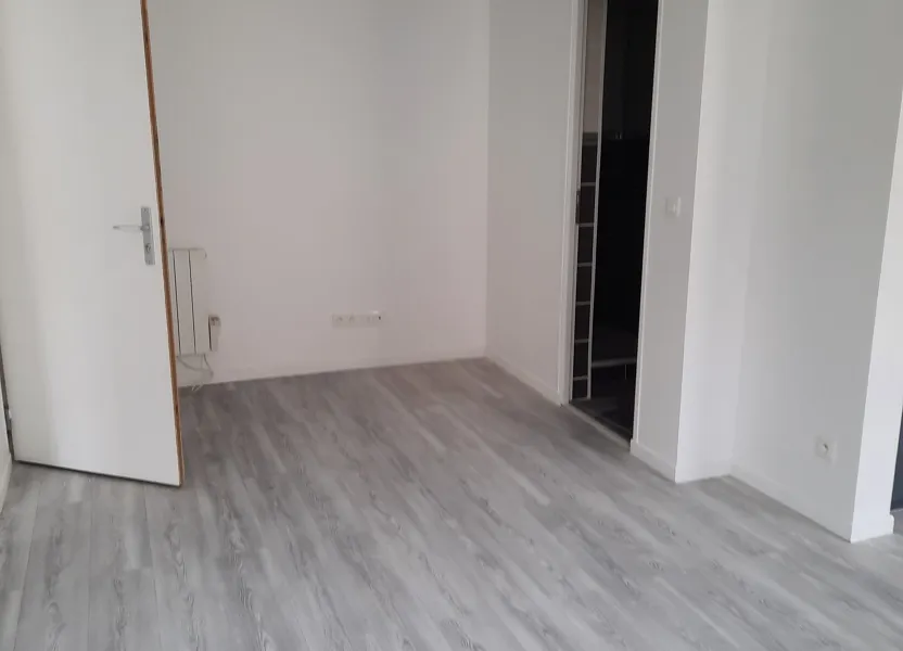 Flat Rue de la Plaine in Magny-en-Vexin