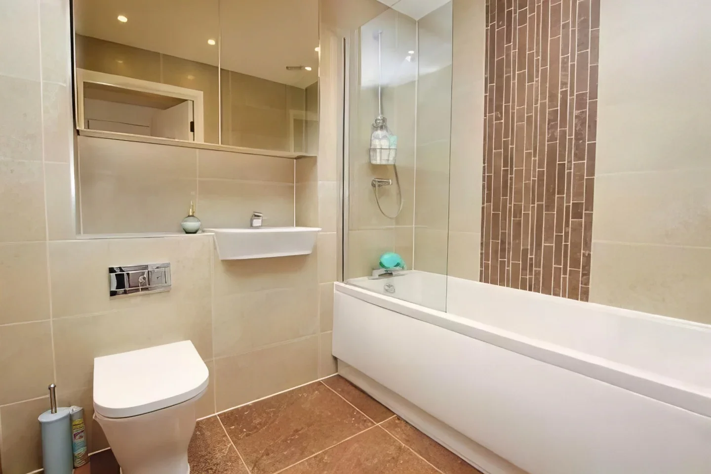 Flat Baltic Avenue in Greater London