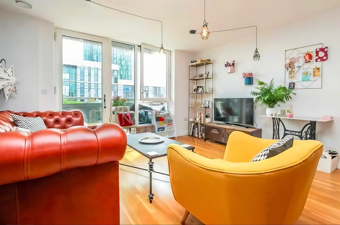 Flat Baltic Avenue in Greater London