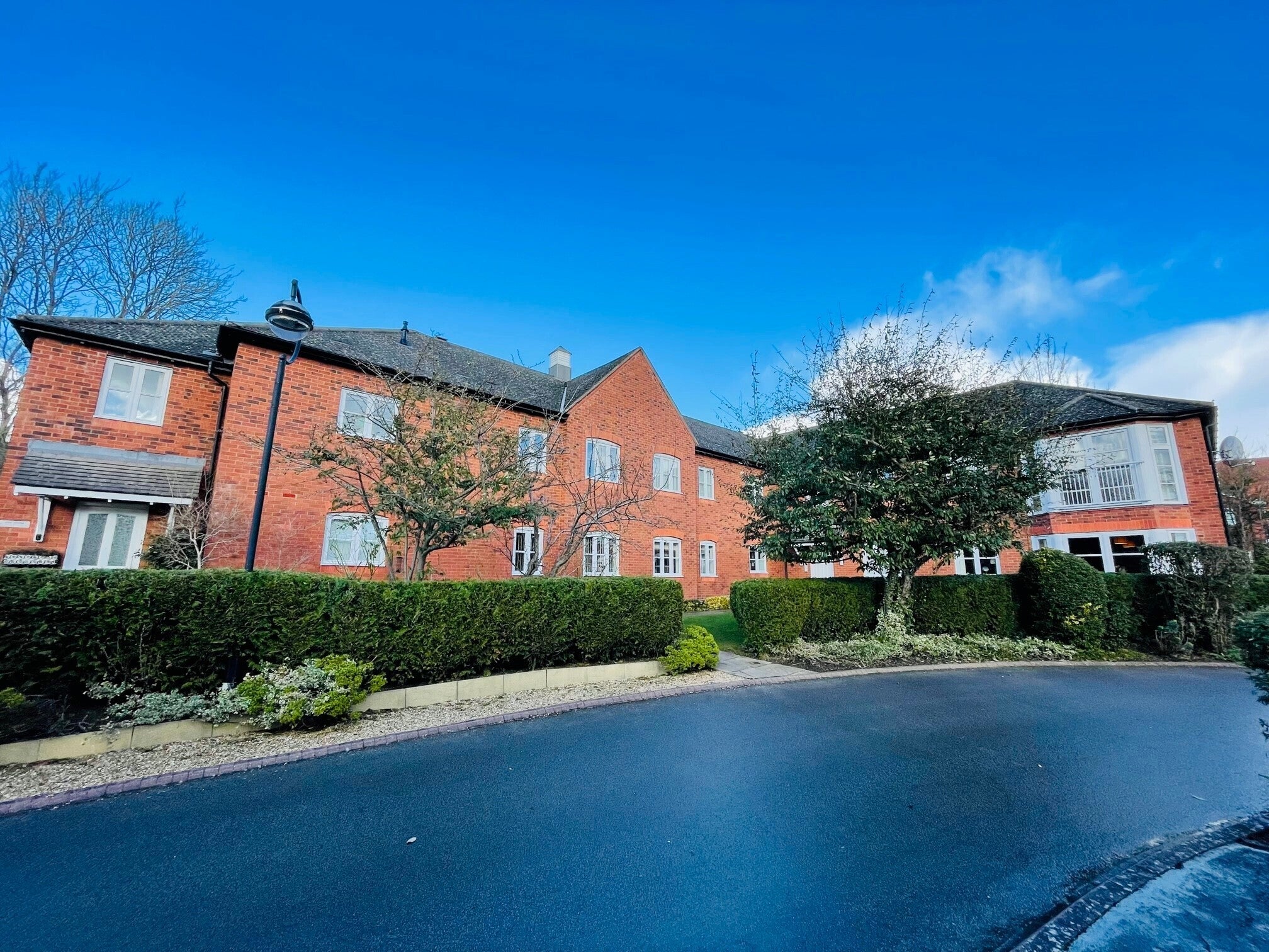 Flat Lucas Court in Royal Leamington Spa