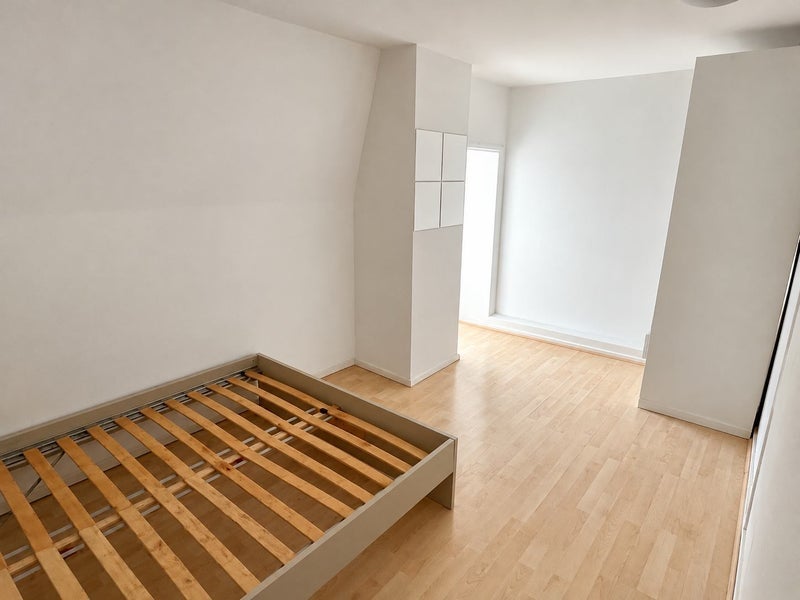 Room Morning Lane in Greater London