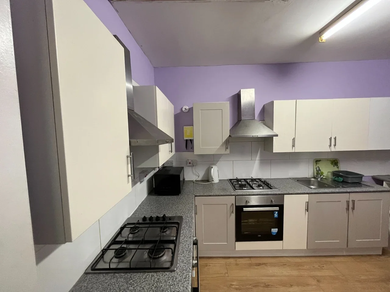 Room Somerby Road in Greater London