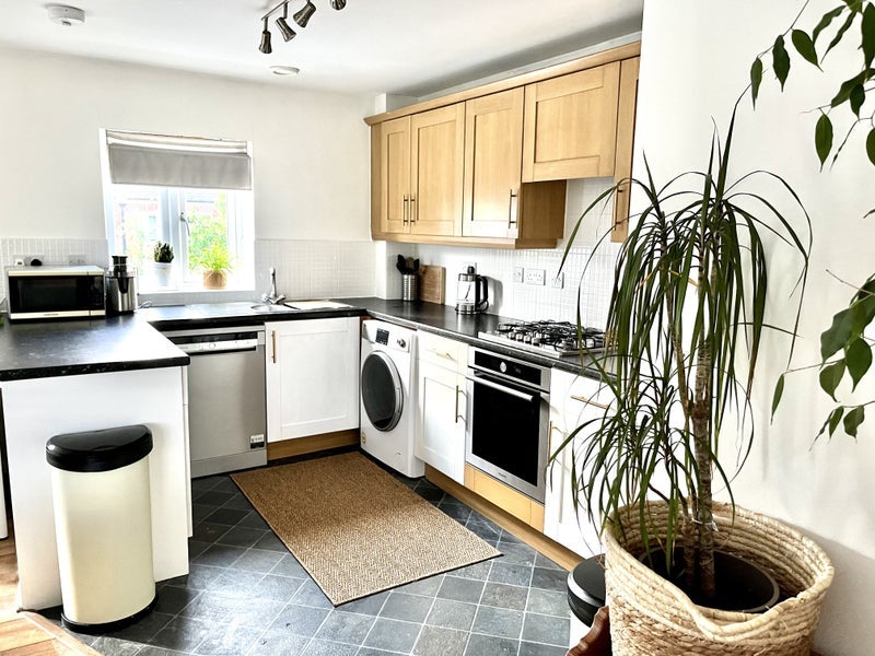 Room Riverbrook Road in Trafford