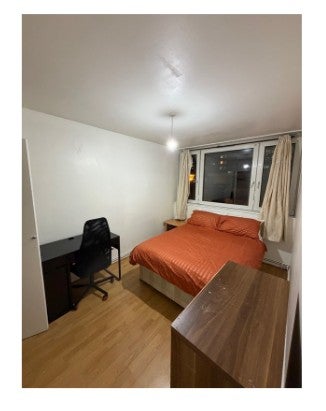Room Augusta Street in Greater London