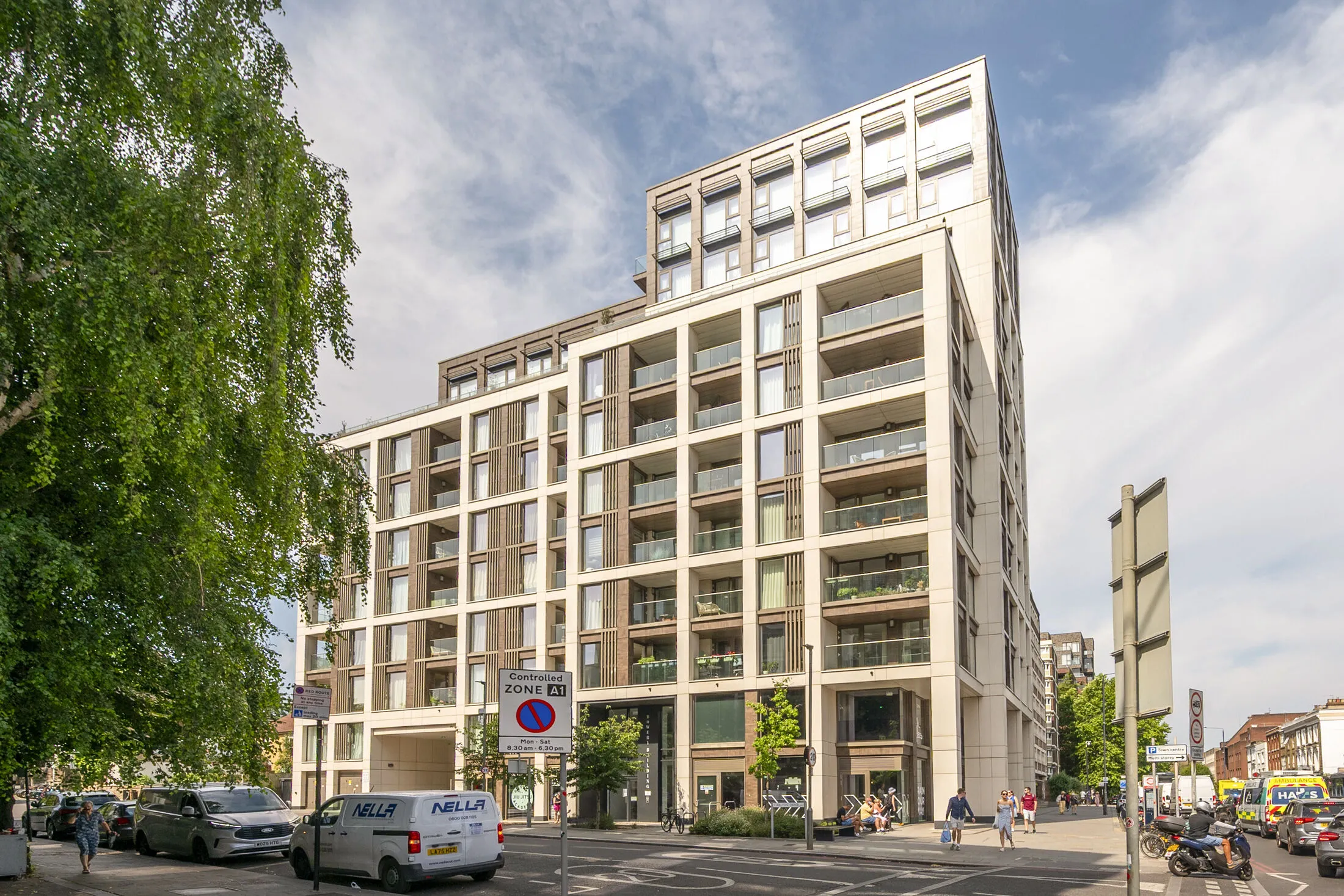 Flat Upper Richmond Road in Greater London