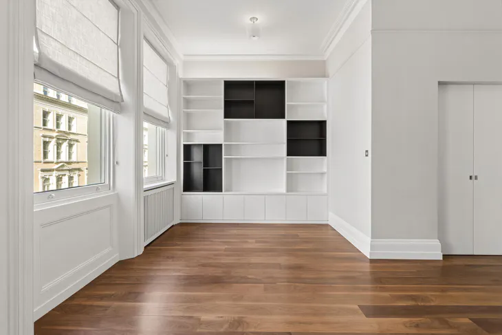 Flat De Vere Gardens in Greater London