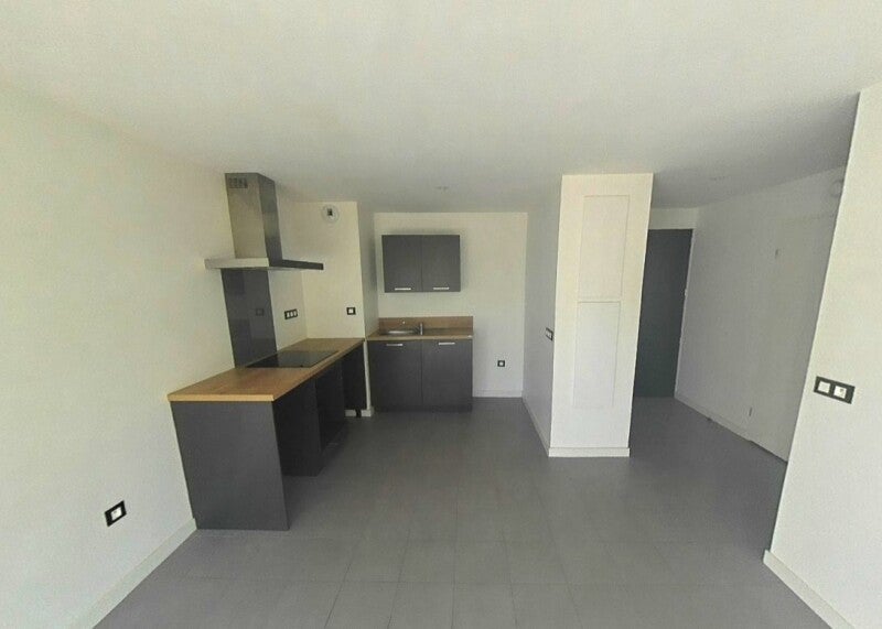 Flat Rue de Pîtres in Franqueville-Saint-Pierre