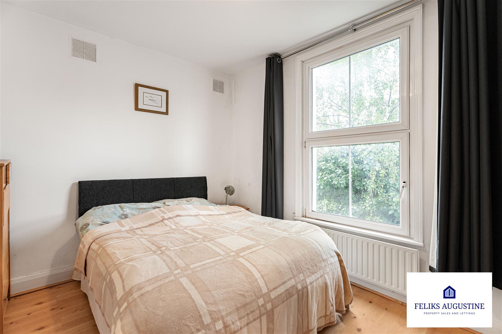 Flat Greenwich South Street in Greater London