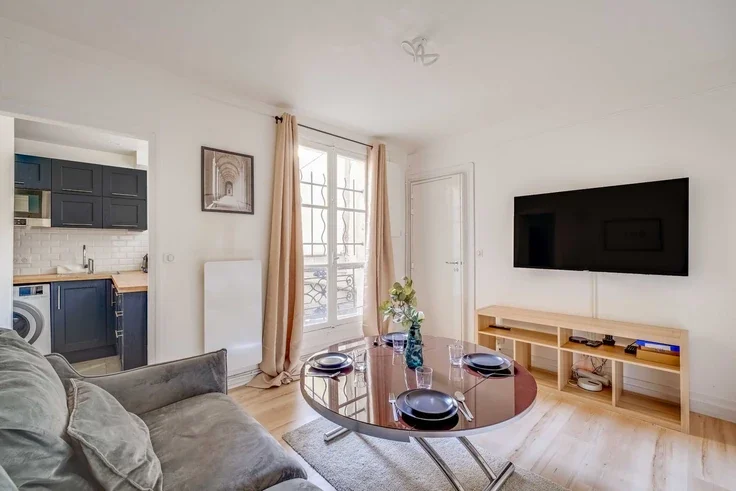 Appartement Cour de la Ferme Saint-Lazare à Paris