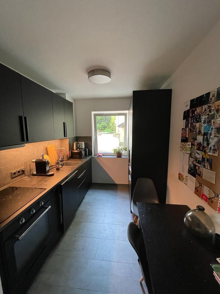 Zimmer Nibelungenallee in Frankfurt am Main