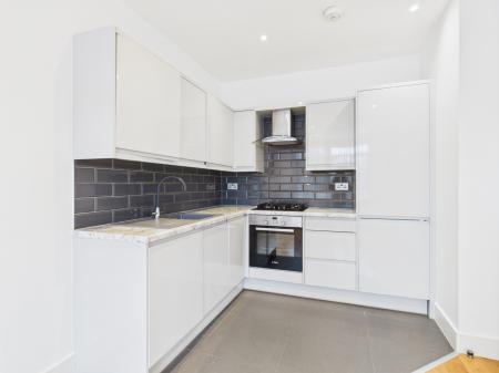 Flat Lime Tree Way in Basingstoke and Deane