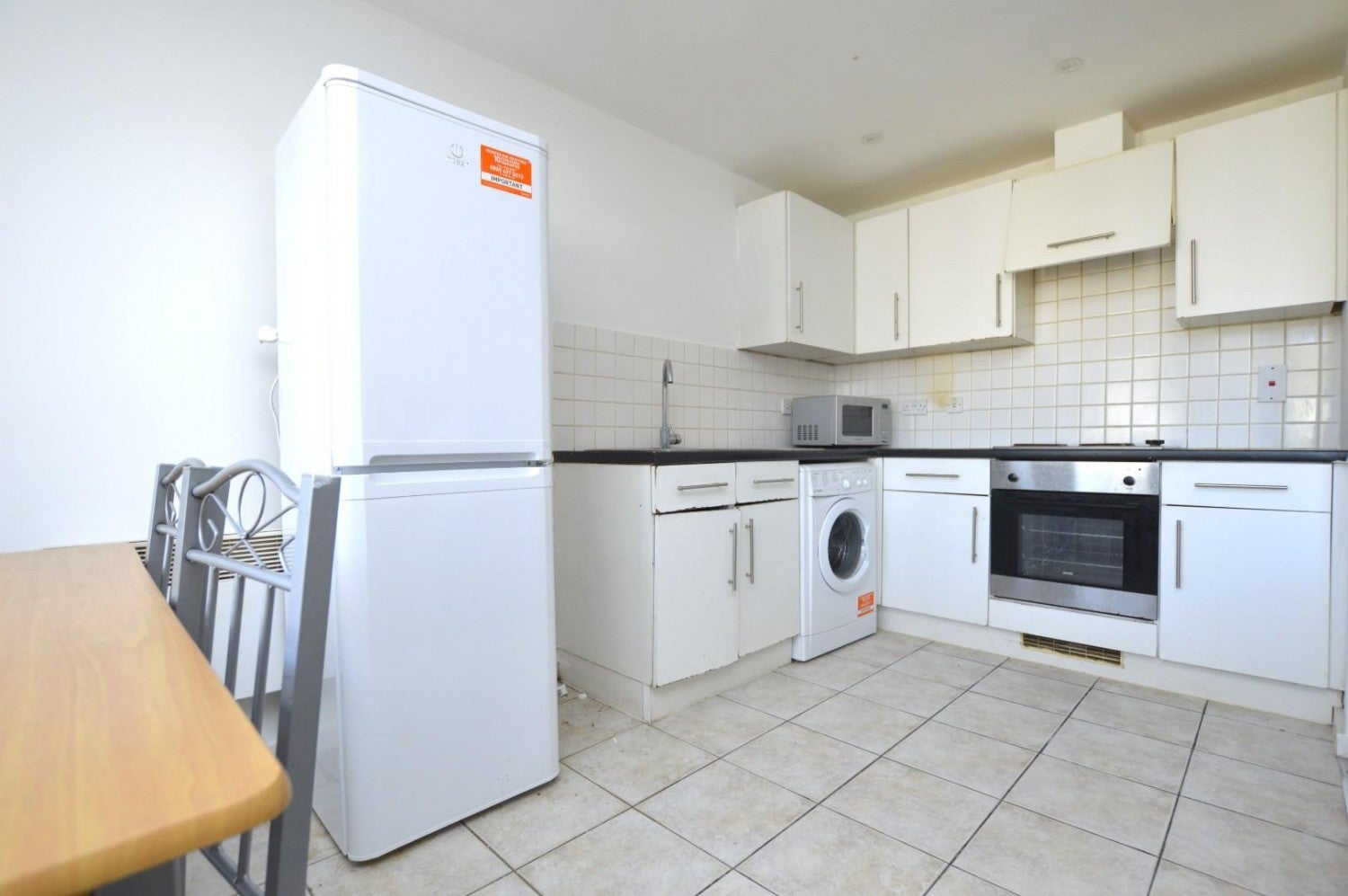 Flat Barking Road in Greater London