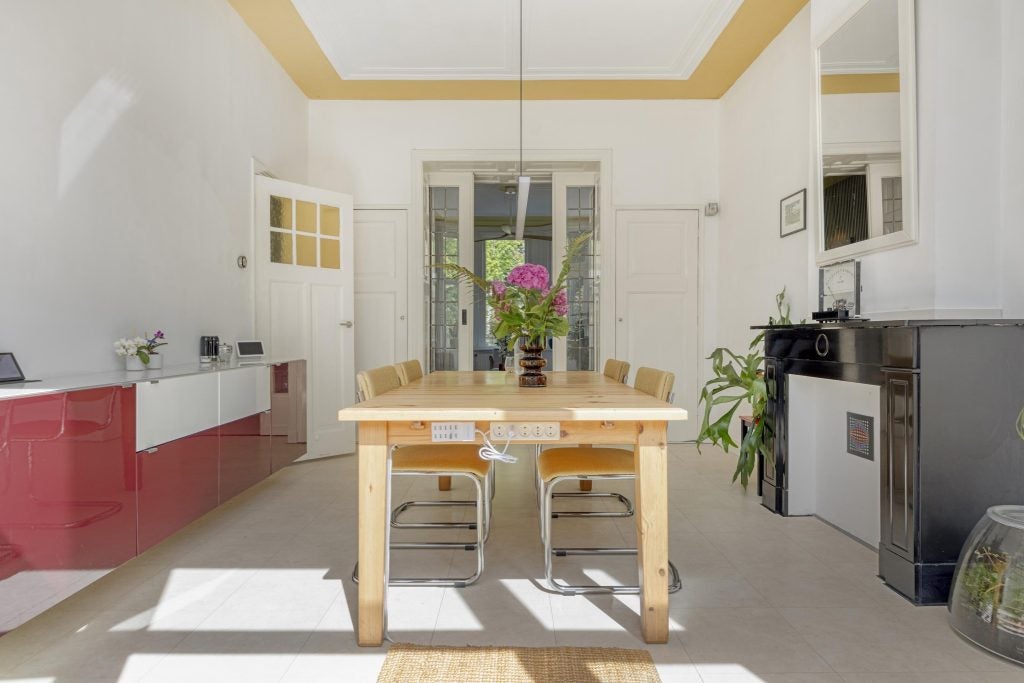 Tussenwoning te koop: Tweemolentjeskade 11, Delft