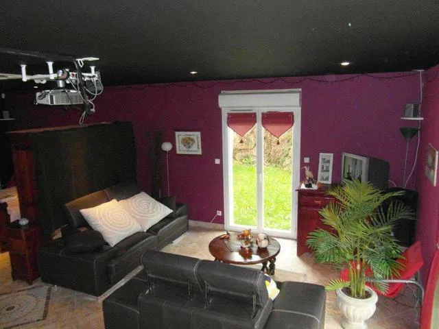 Room Chemin de Gargantua in Dardilly