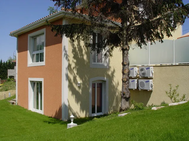Room Chemin de Gargantua in Dardilly