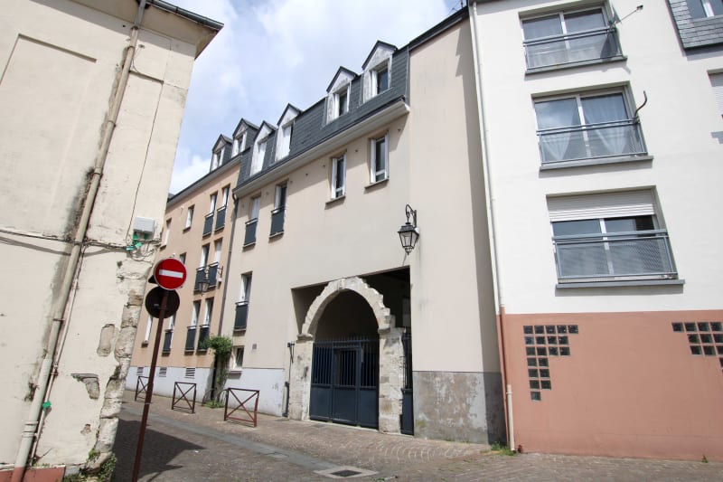 Flat Rue des Caraques in Harfleur