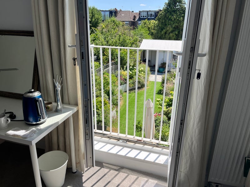 Room Aycliffe Road in Greater London