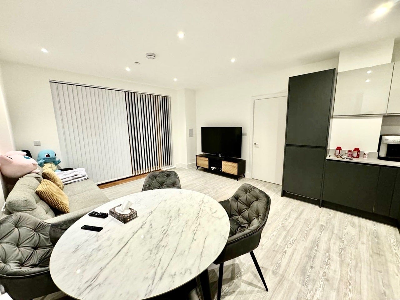 Flat Nest Way in Greater London