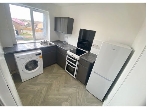 Flat Riach Gardens in Motherwell