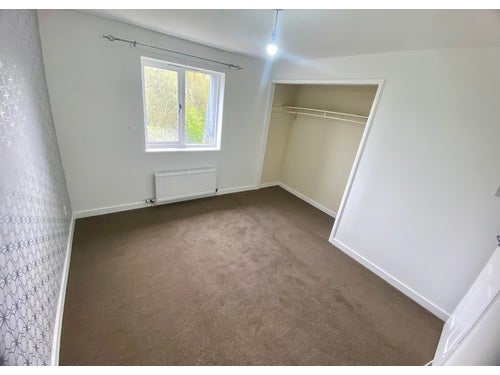 Flat Riach Gardens in Motherwell