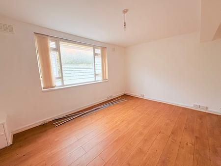 Flat Palmerston Road in Portsmouth
