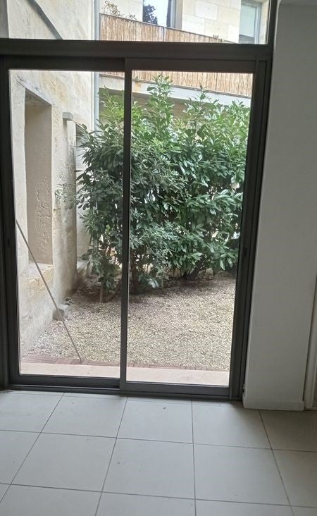 Flat Rue des Treilles in Libourne