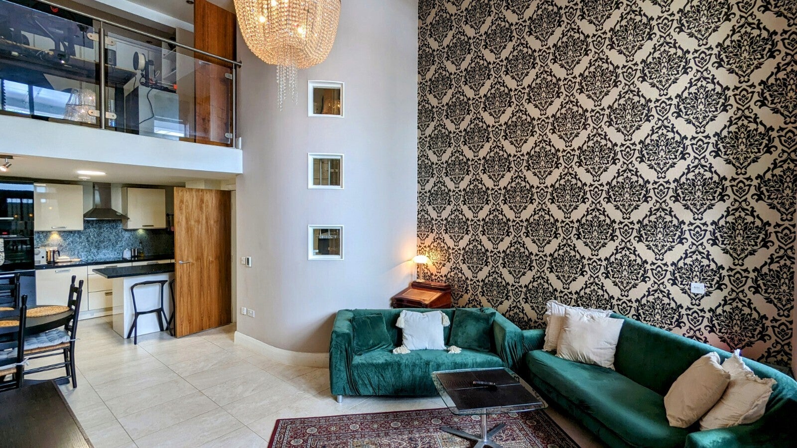 Flat West Close in Cardiff