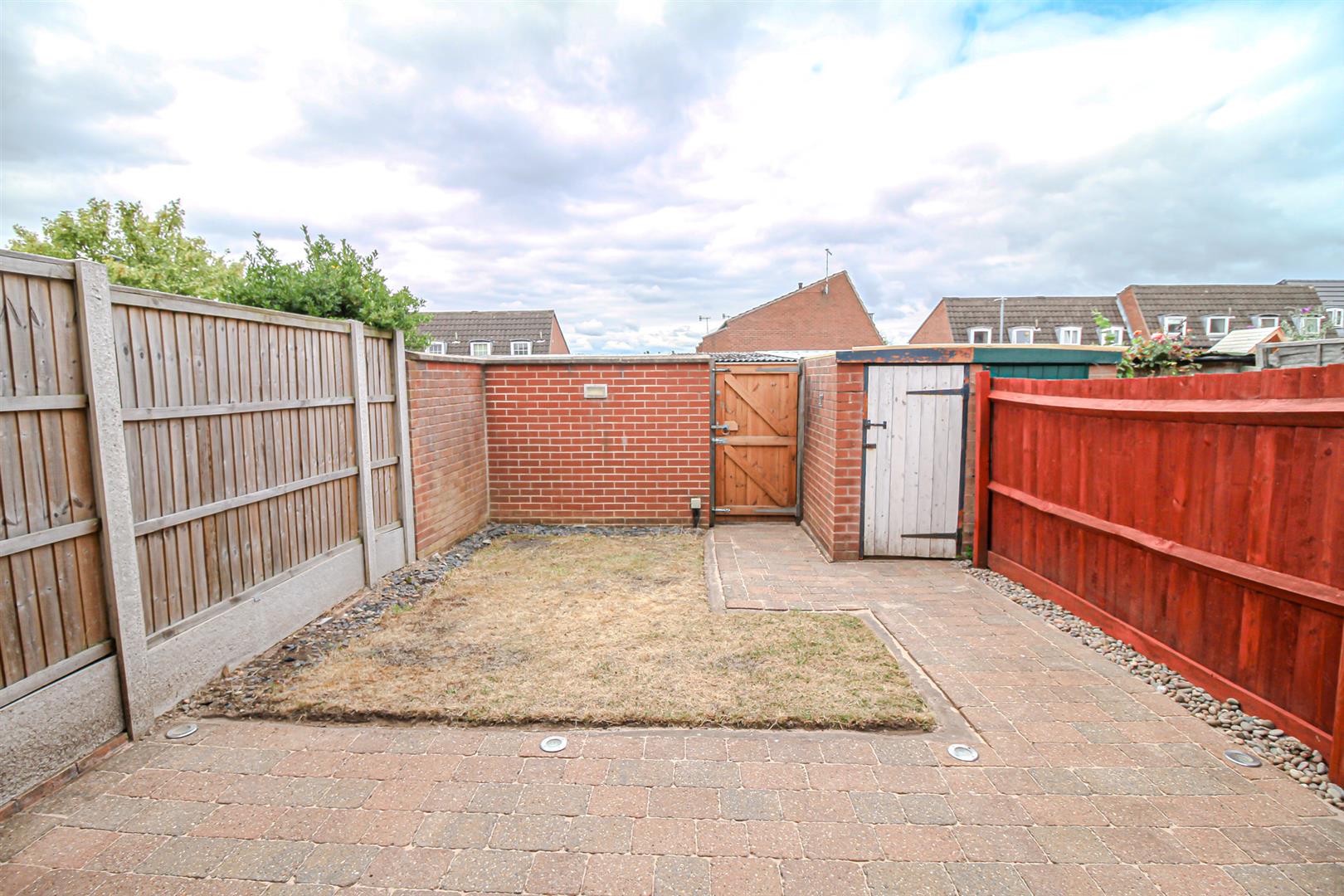 House Syderstone Walk in Gedling