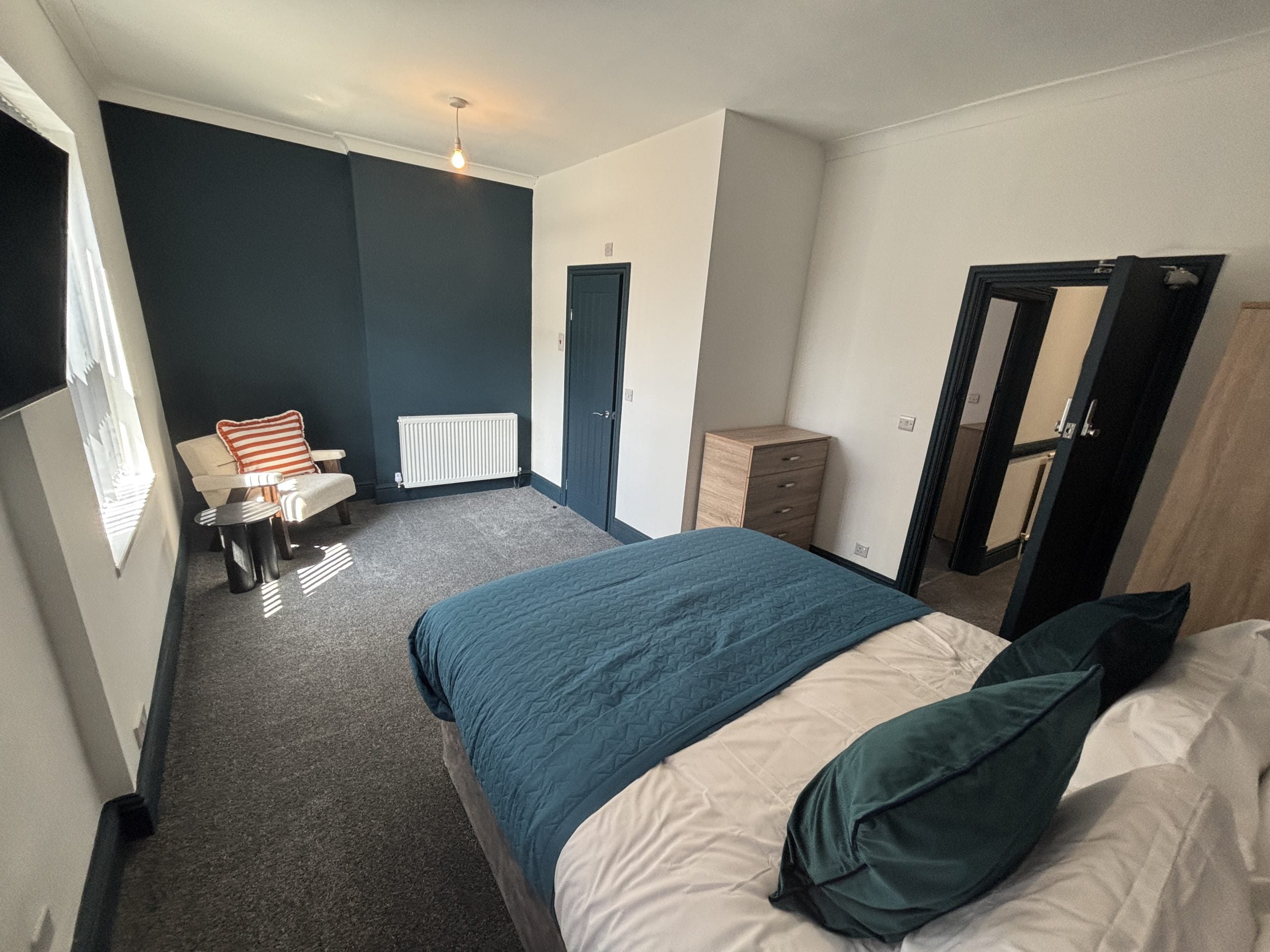 Room Lockett Street in Stoke-on-Trent