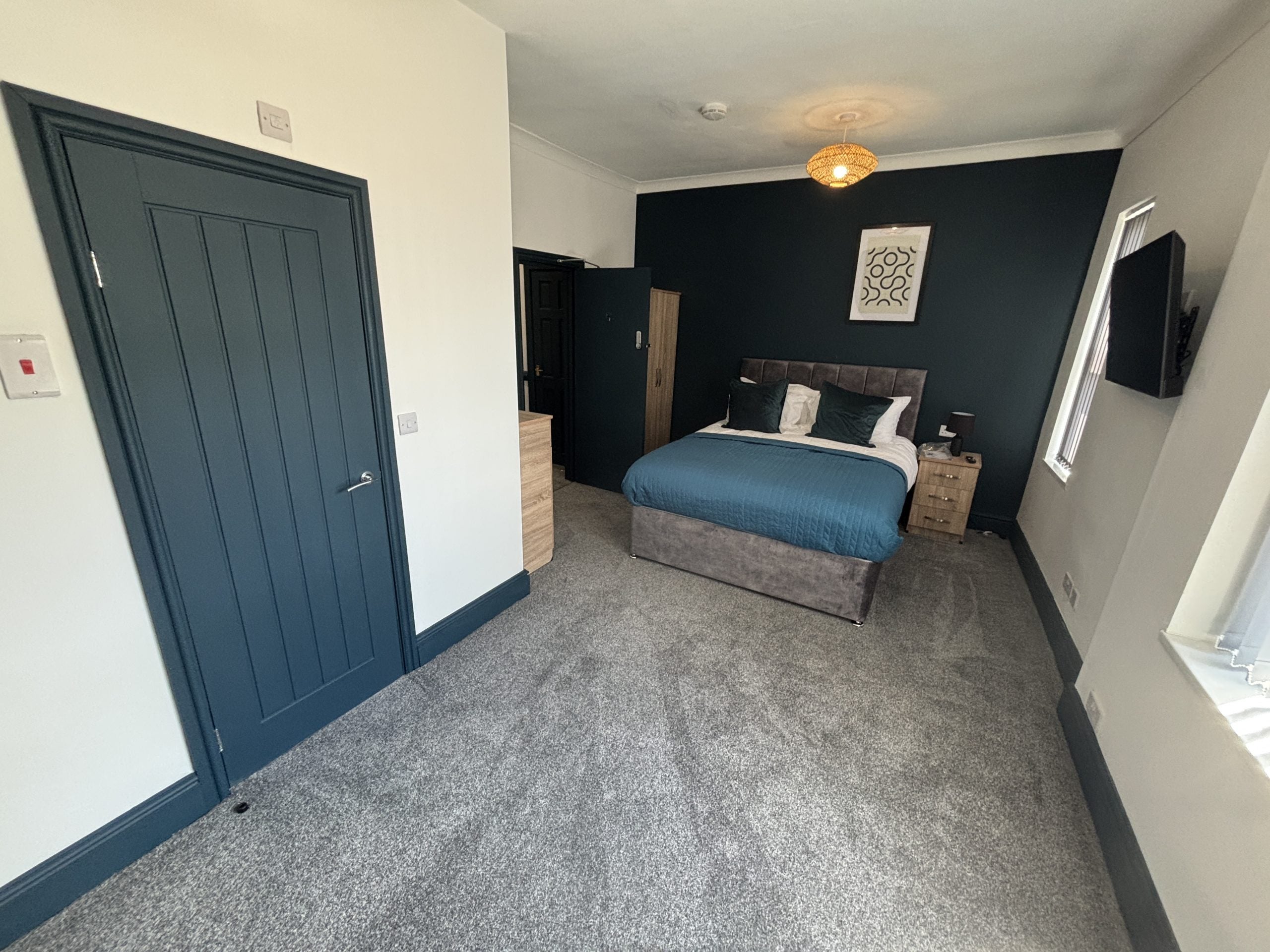 Room Lockett Street in Stoke-on-Trent