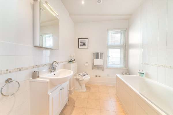Flat Ebury Street in City of Westminster