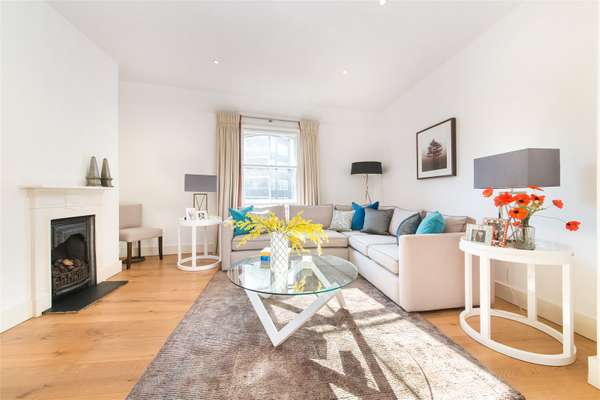 Flat Ebury Street in City of Westminster