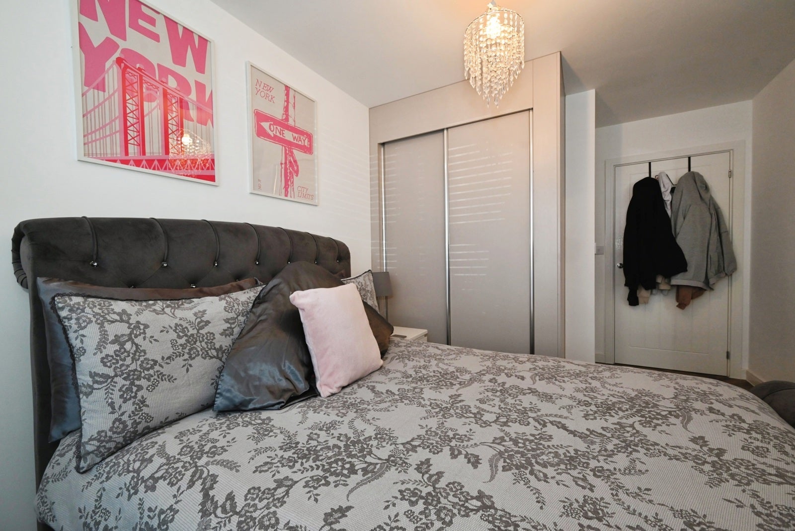 Flat Wellington Road in Wokingham